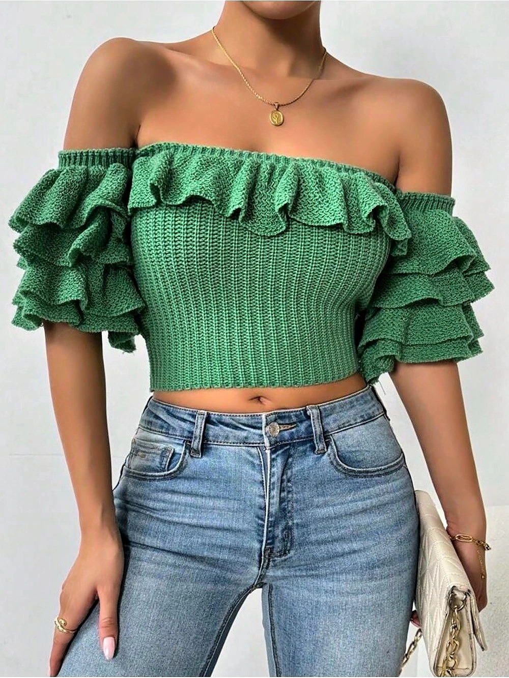 Green Off-Shoulder Ruffle Crop Top size m
